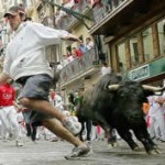 hadden de mannen bumpers op hun fietsen in Pamplona? De koeien zijn een beetje wild!